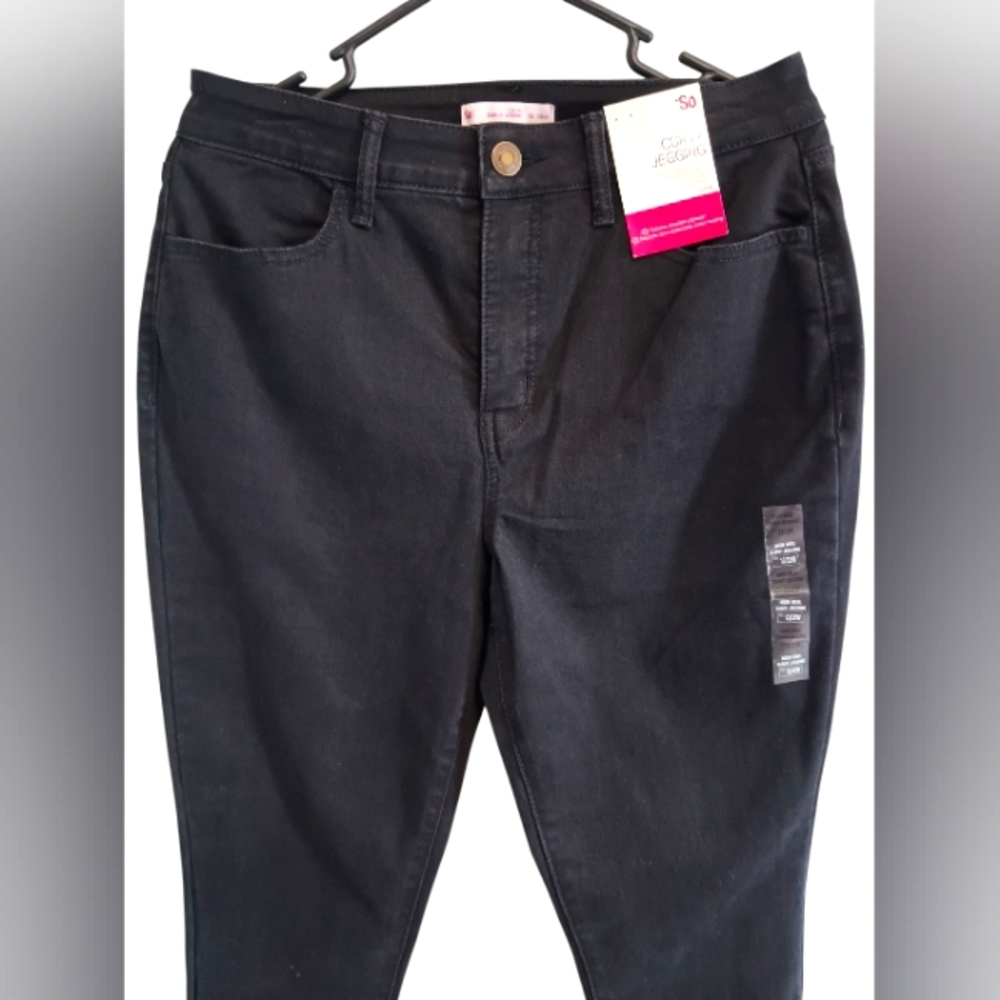 SO Womens Curvy Highrise Black Skinny Jeans